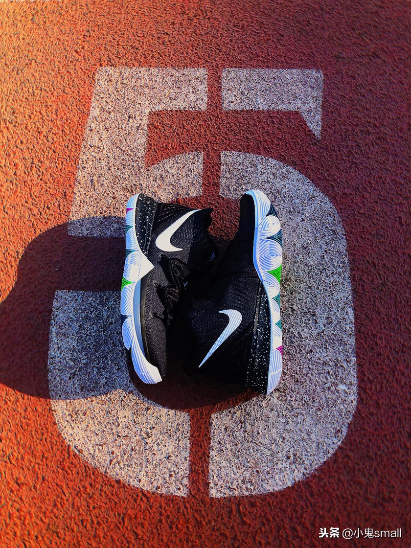 篮球鞋测评kyrie5,nikekyrie5实战测评