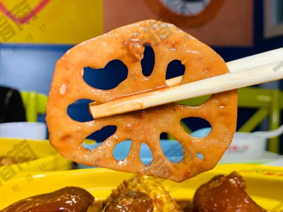 多嘴肉蟹煲餐厅设计,多嘴肉蟹煲点评