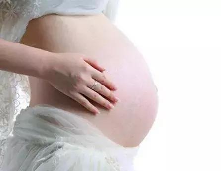 媳妇预产期都过了还没有动静,到了预产期还没动静必须剖腹产吗