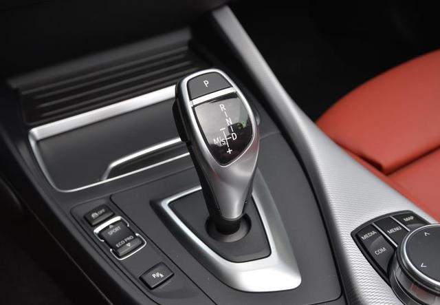 宝马2系多功能旅行车7座2021款,宝马2系coupe2022款双门试驾