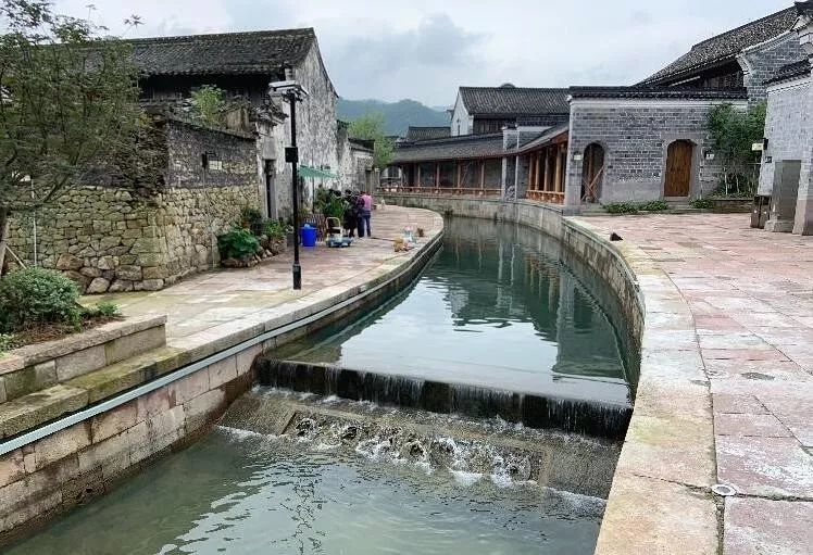 宁波东钱湖网红老街,宁波人的后花园东钱湖