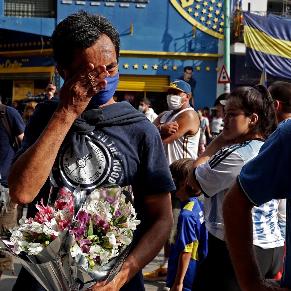 球王马拉多纳逝世经典回顾,球王马拉多纳上帝之手重放