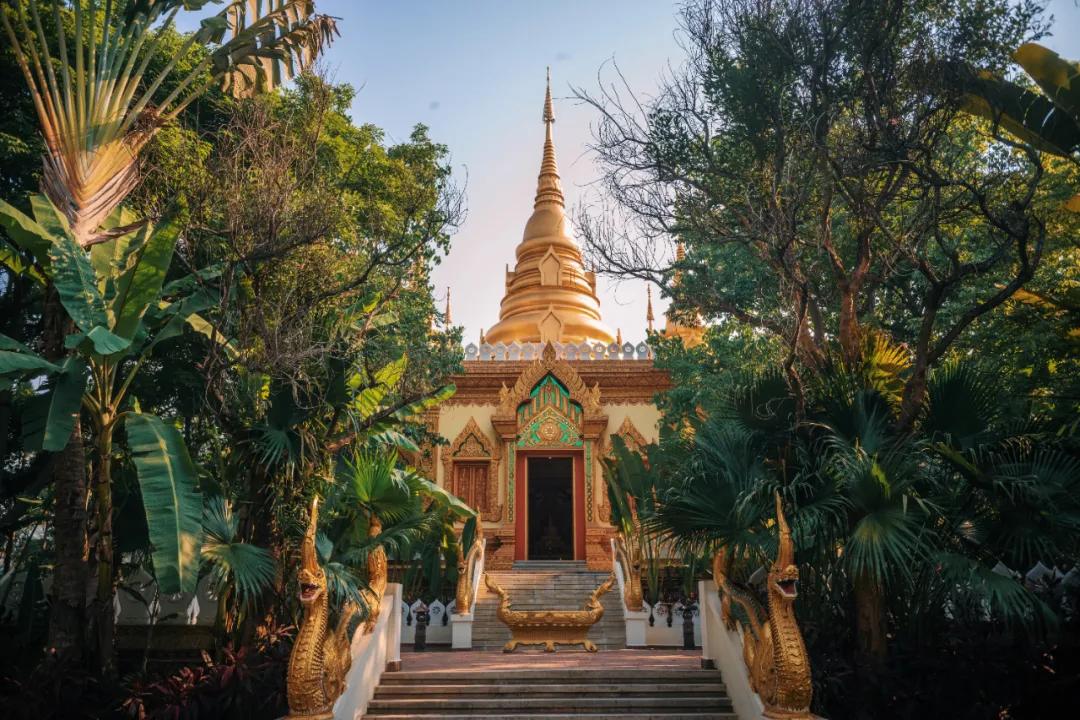 西双版纳蓝孔雀江景主题酒店,西双版纳告庄双景酒店攻略