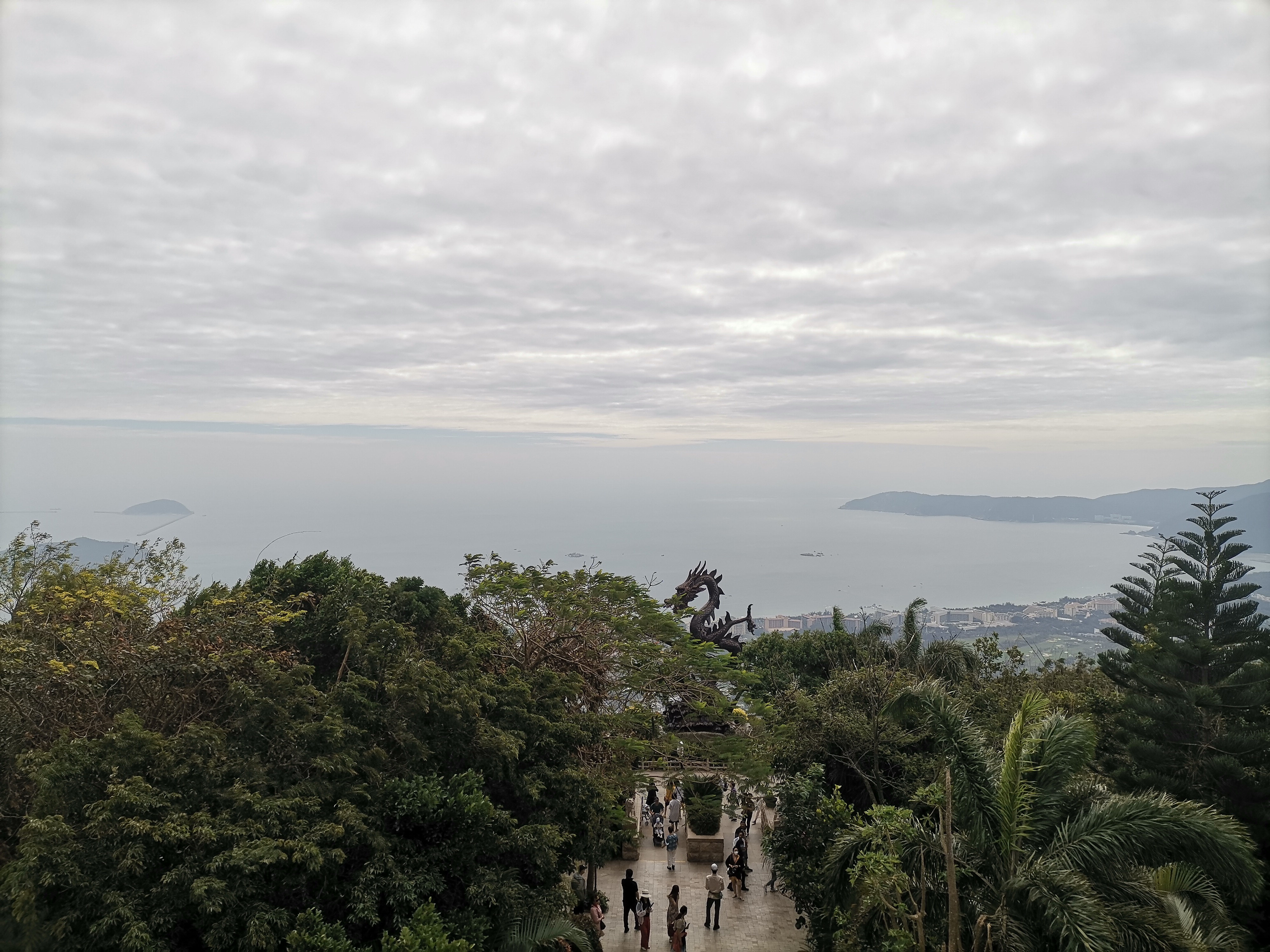 去了海南三亚,去完三亚热带森林公园可以逛哪里