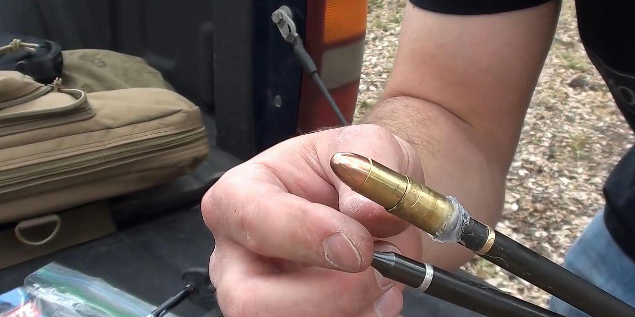 鎶婂瓙寮规斁鍦ㄥ紦绠笂,鎶婂瓙寮硅杩涙粦鑶涙灙灏勫嚮鑳芥墦鍑嗗悧