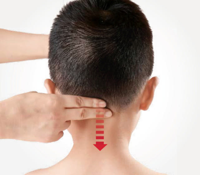 晚上积食不消化睡不着按什么穴位,积食发烧肚子疼推拿最有效的穴位