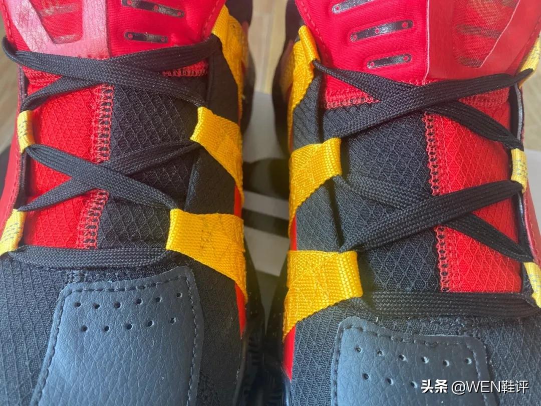 灵感来自《火影忍者》的球星签名鞋?500元体验阿迪最强科技