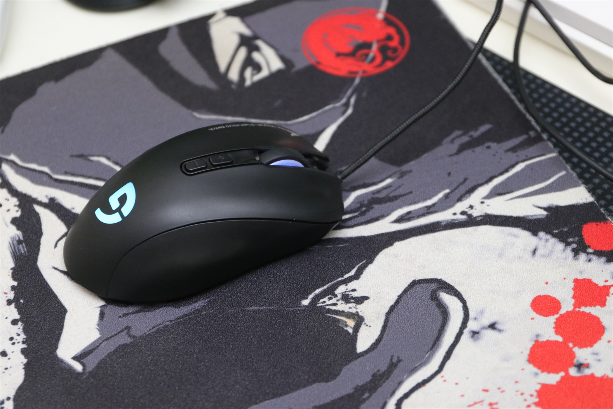 轻量化鼠标性价比推荐,200到300无线轻量化鼠标