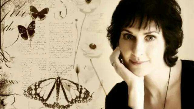 爱尔兰恩雅天籁之音,爱尔兰国宝级女歌手恩雅