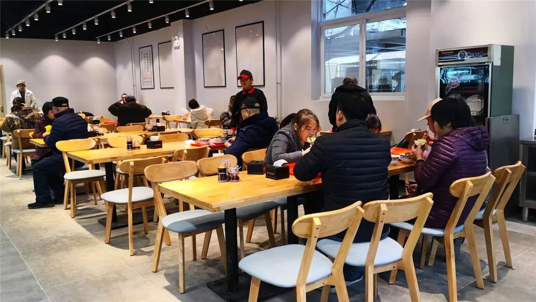 料理品零售业风起：“超市+餐饮”有了新模式？