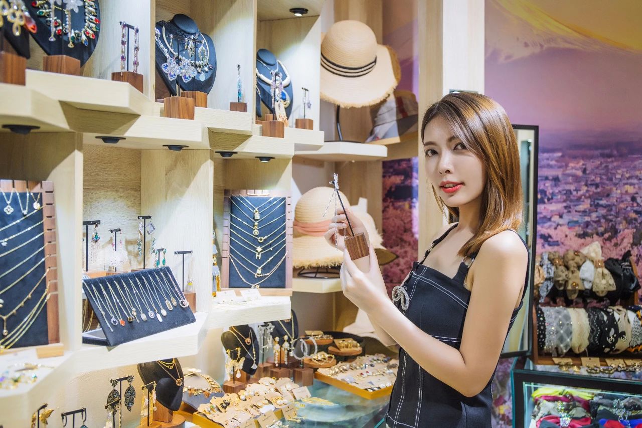 40度高温商场,40度高温商场避暑