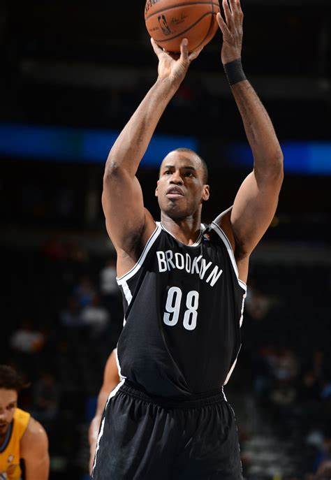 冷门的球星球衣,阿泰湖人球衣号码