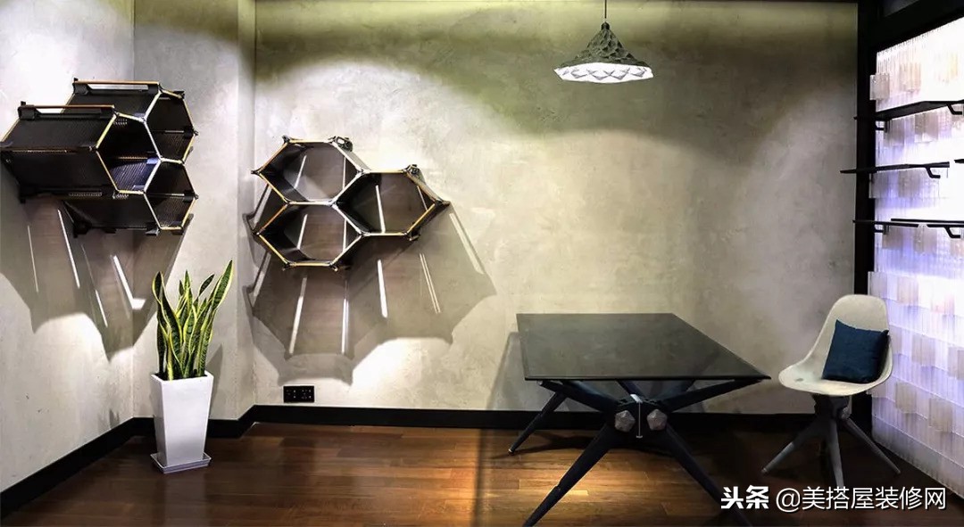 这位设计师给中国长脸了！他设计了一堆“垃圾”，却让……