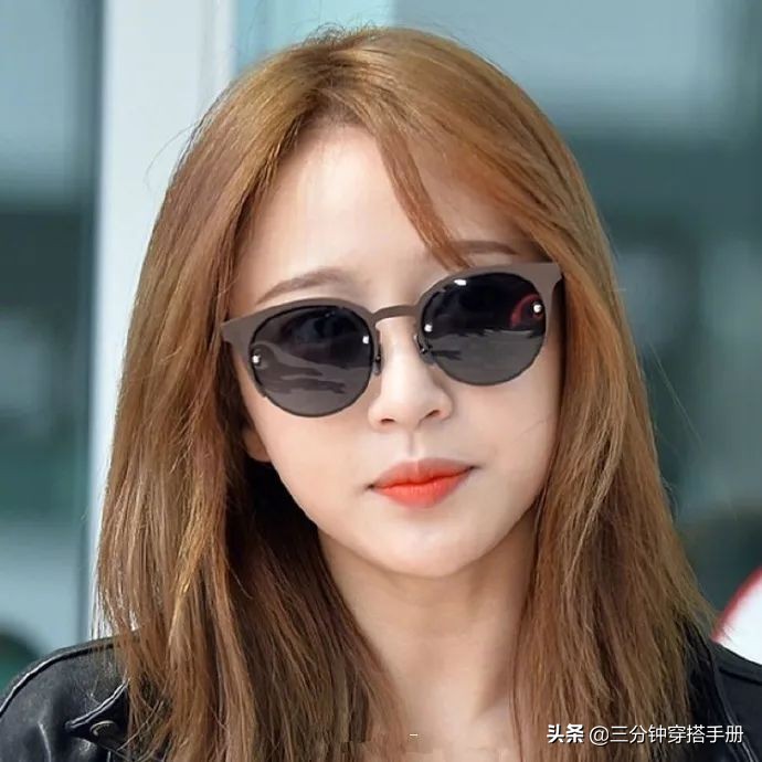 素颜脸色暗黄怎么调理,素颜出门怎么提气色