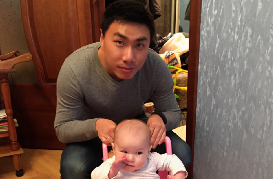 河北小伙高考状元现状,高考242分小伙