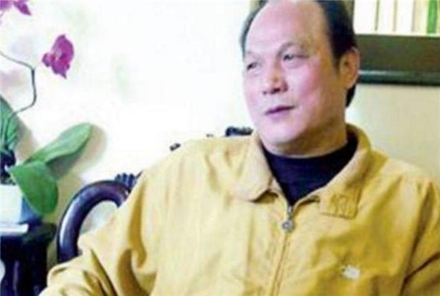 翁帆父亲谈杨振宁,翁帆父亲翁云光和杨振宁的照片