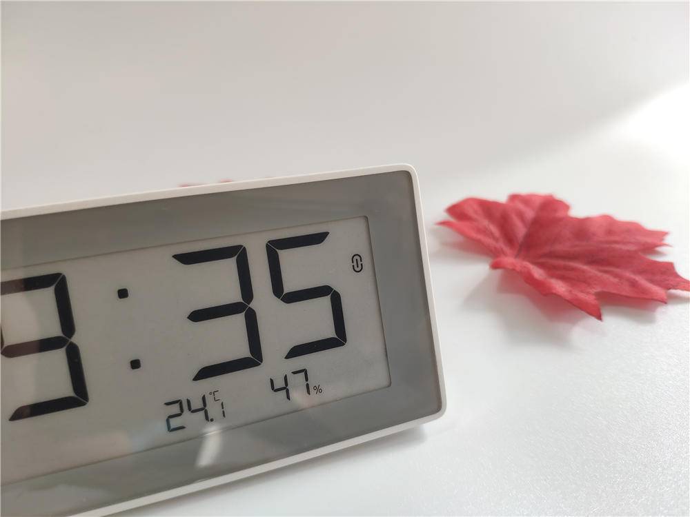 秒秒测智能时钟温湿度计拆解,米家秒秒测温湿度计