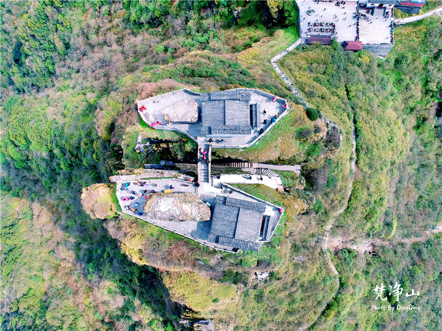 神奇的梵净山真正的天空之镜,梵净山金顶旅行真实感受