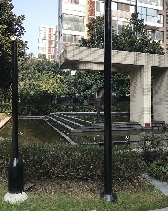 交付10年，涨幅1024%！曾经无人问津的楼盘，现在成了啥样？