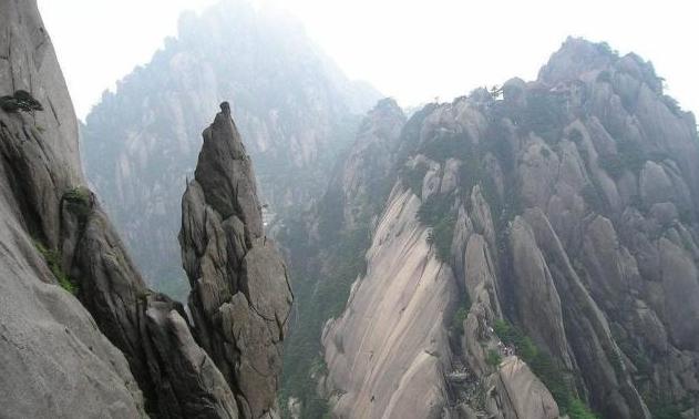 秦始皇封禅泰山祭祀蚩尤大帝,秦始皇到泰山封禅是怎么回事