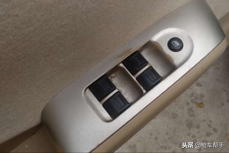 本田思迪10万左右的,本田思迪自动挡现在还值多少钱