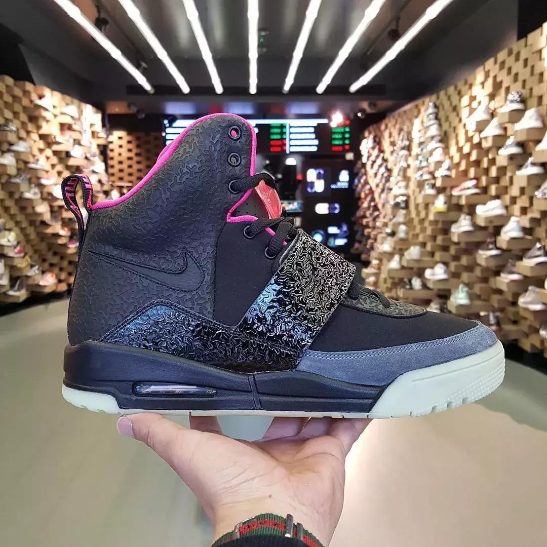 回顾椰子历史，细数NikeAirYezzy走过的配色。