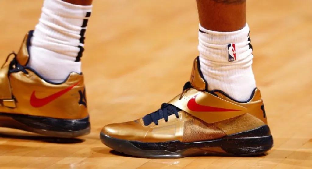 盘点nba球星上脚球鞋杜兰特篇,nba球员上脚的球鞋欧文