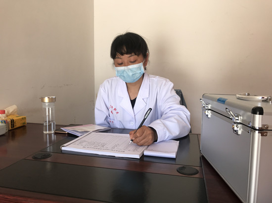 建档立卡家庭签约医生,建档立卡家庭医生签约服务