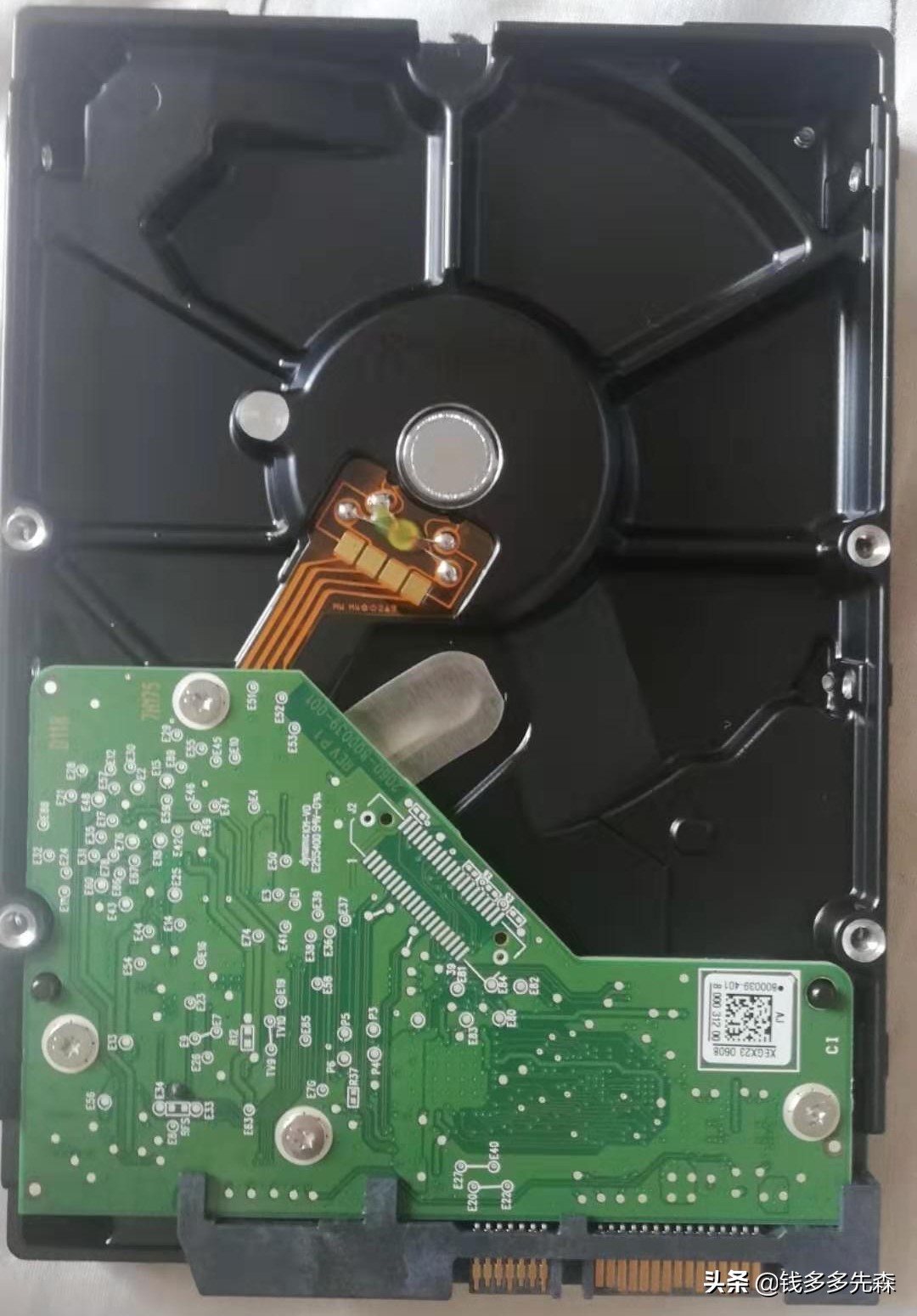 怎么给台式机加装固态硬盘教程,台式机固态硬盘加装硬盘教程