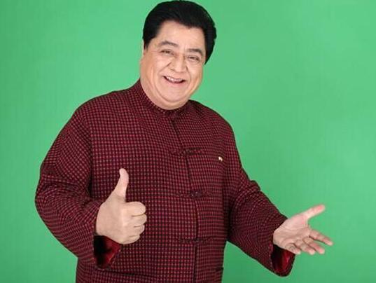 李金斗被敲诈视频,给李金斗洗脚的李金斗