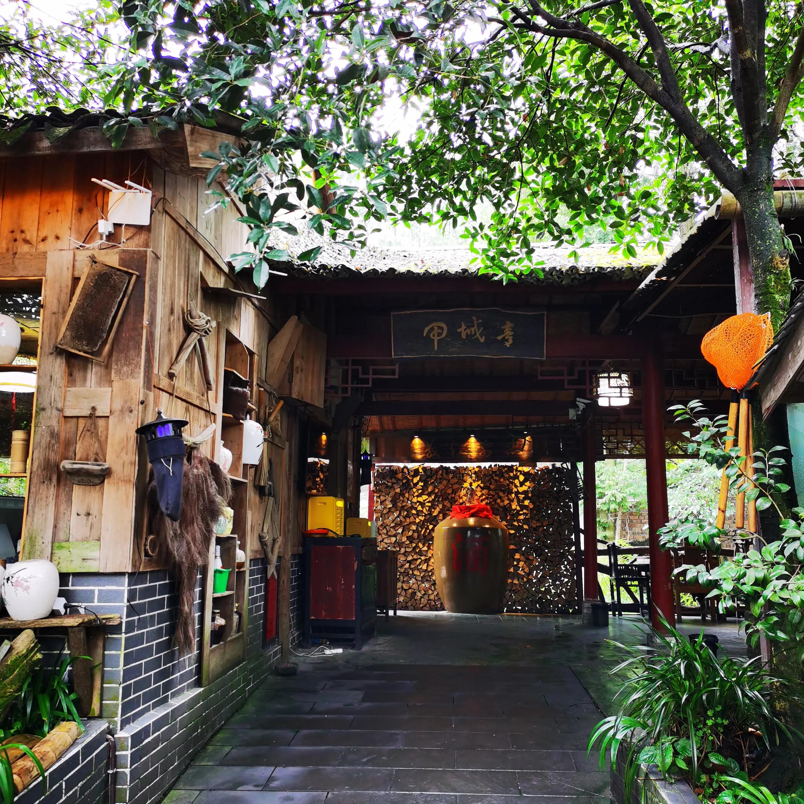 青城山下附近美食,青城山脚下美食