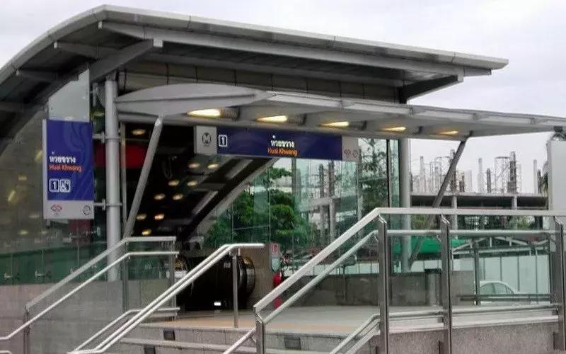 女人街代购店,泰国曼谷辉煌区代购一条街