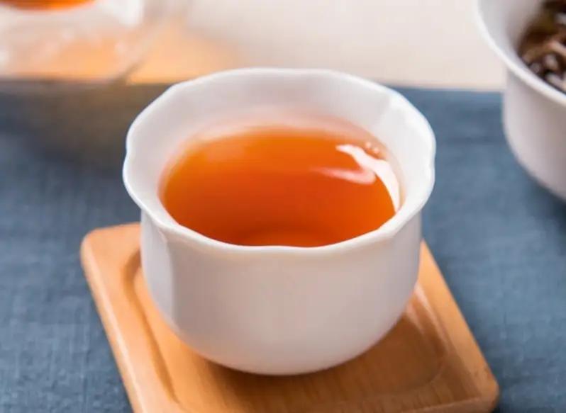 待客有绝招,怎么向客人推荐茶