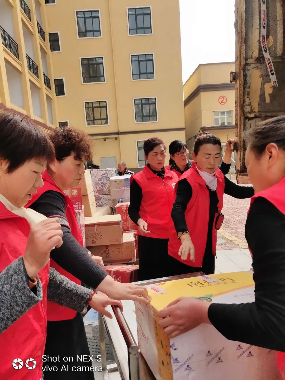 汝星火志愿者助力2019汇品万货“养老助残”大型公益捐赠活动