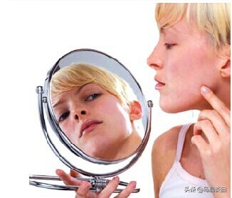 白癜风皮炎,皮炎引起的白癜风什么样子