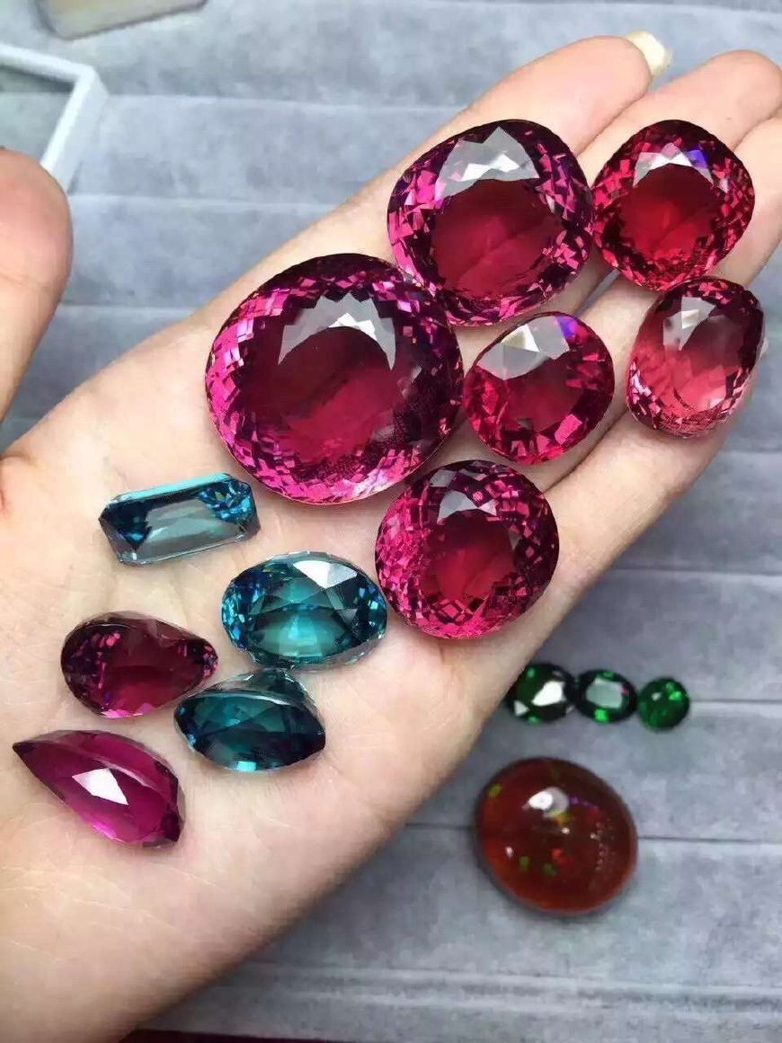 珠宝的种类和寓意,什么是珠宝类的