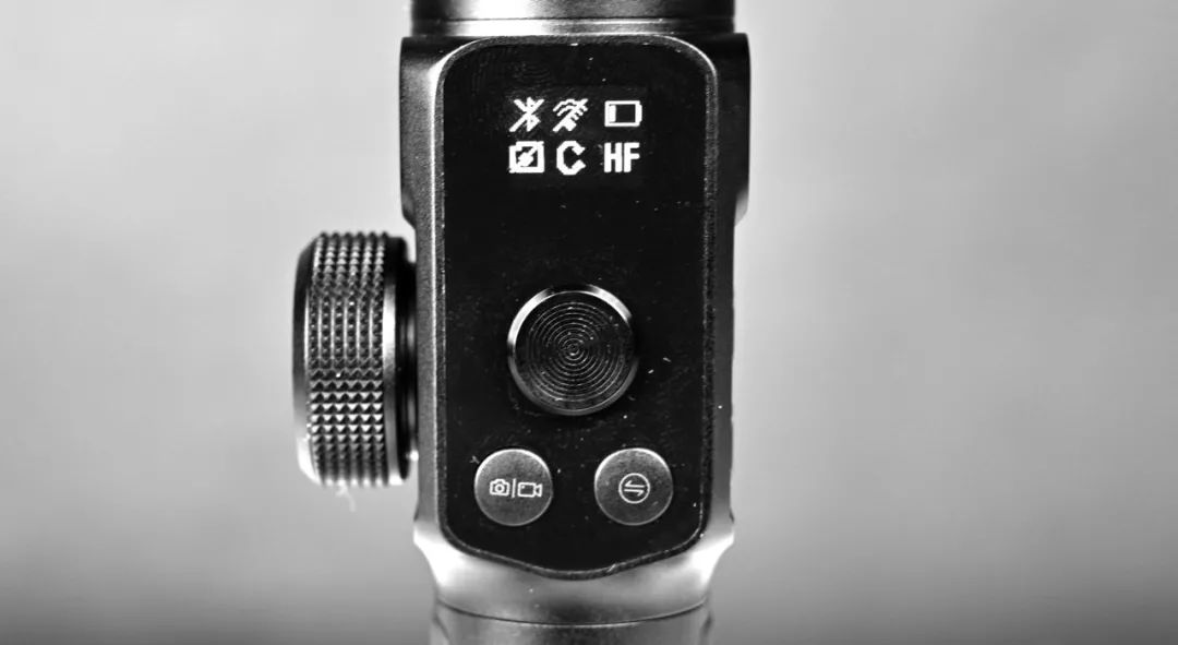 可以一搭四的稳定器就是它