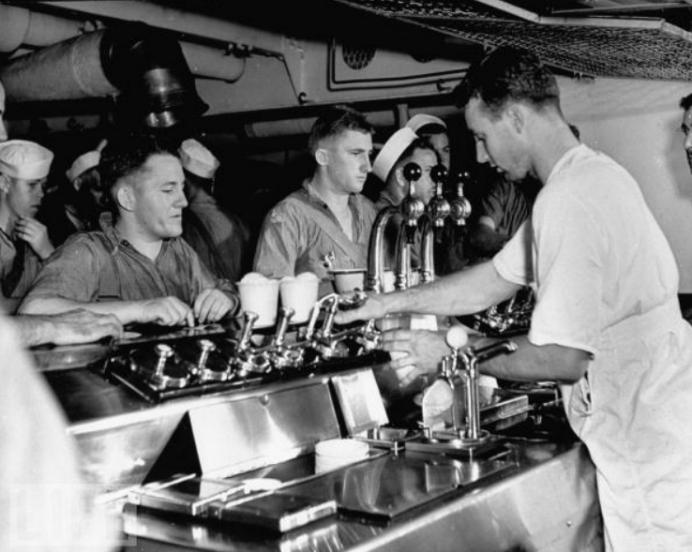 美军为何青睐空中的打击,美军冰激凌效应