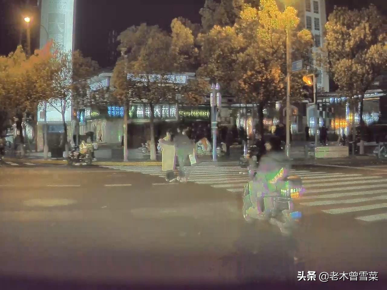 618纯电汽车囤什么车品？特斯拉车主种草物分享