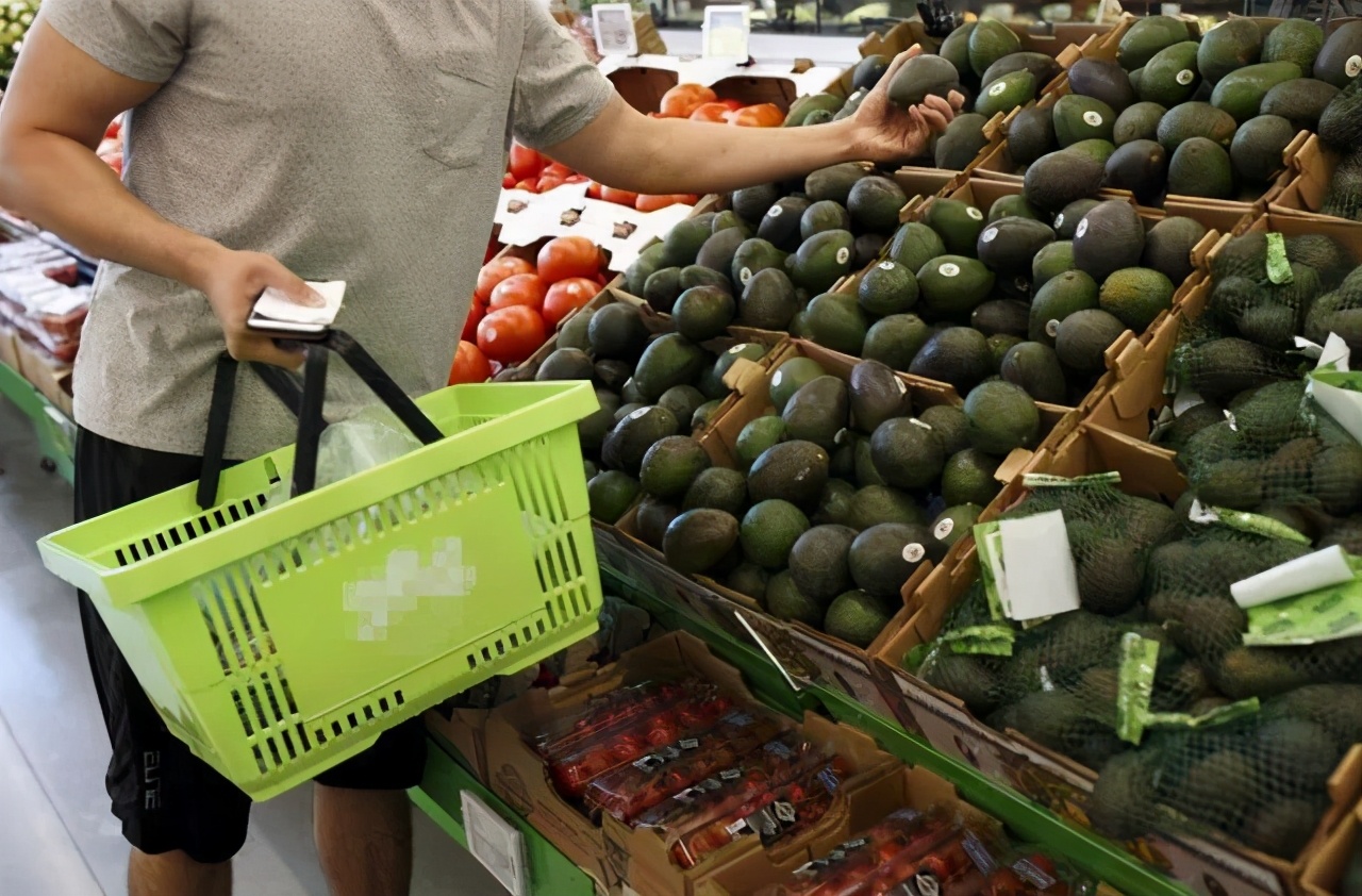 800元一斤的草莓,一斤草莓9.9