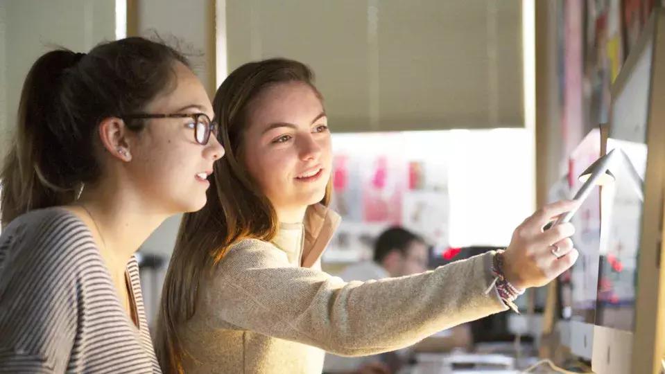 这所毗邻美国常青藤名校的中学，为何备受中国学生推崇？