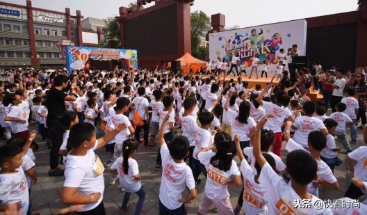 安踏童装运作模式,安踏童装发展历程