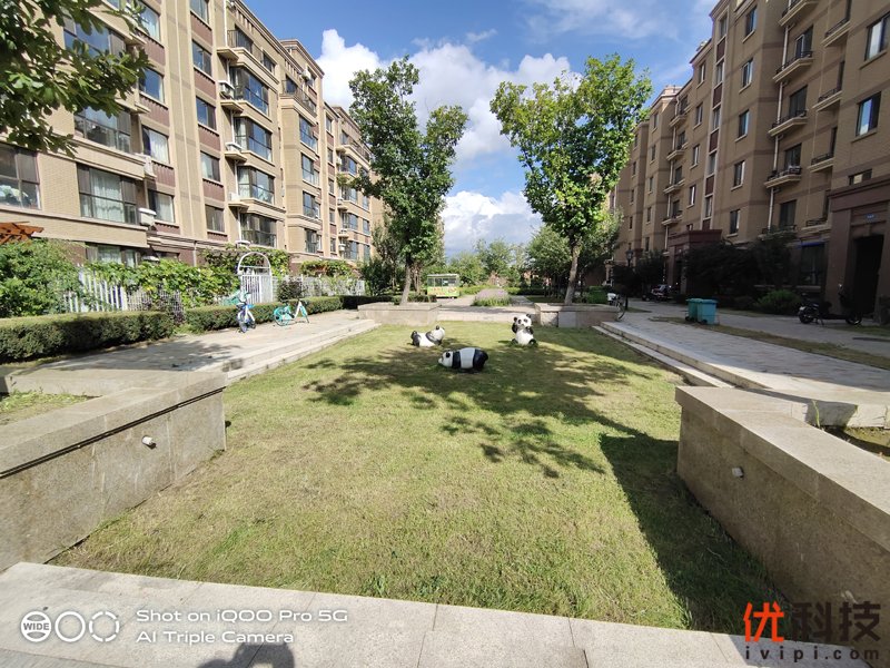 5g时代来临iqoopro5g优势很明显,iqoopro一代5g和4g有什么区别