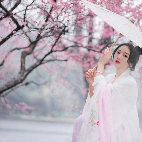 他是五代最会写词的人，59岁时写给爱姬的一首深情词作，令人感动