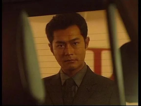 香港影坛演技最好的10位男配,香港演员反派演技炸裂瞬间