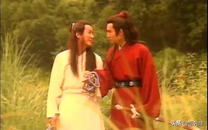 致我们逝去的童年往事只能回味,致我们逝去的童年时光一去不复返