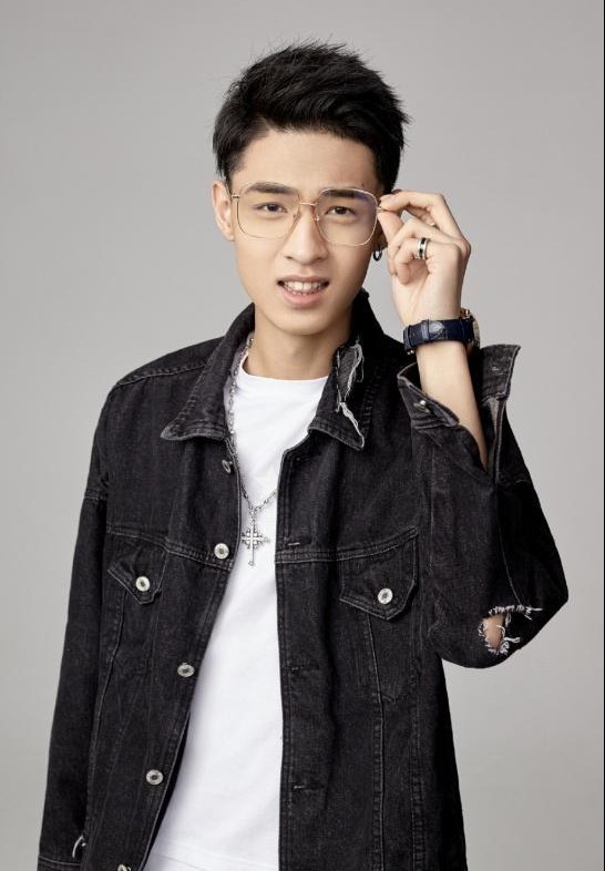 德云社如今都有哪些知名相声演员,你最喜欢德云社的哪个相声演员