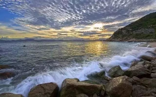 深圳最值得去的海边大小梅沙,深圳大梅沙人气最旺海滩