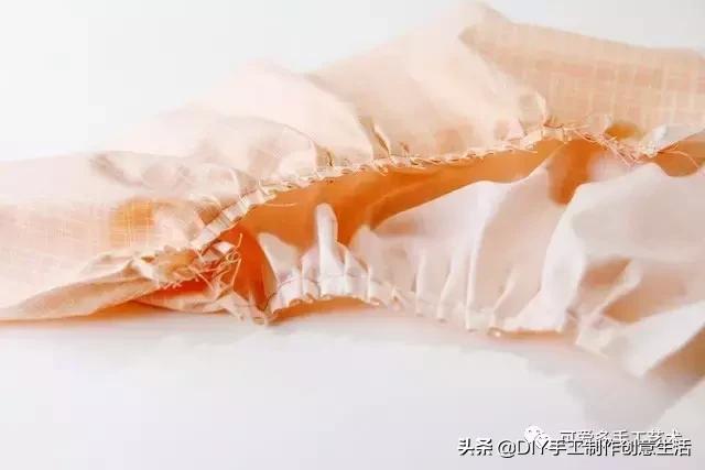 把不穿的旧衣服处理掉,把不穿的旧衣服拿出来改造一下吧