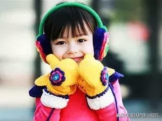 冬天总是喜欢对我们冻手冻脚,冬天喜欢对人冻手冻脚